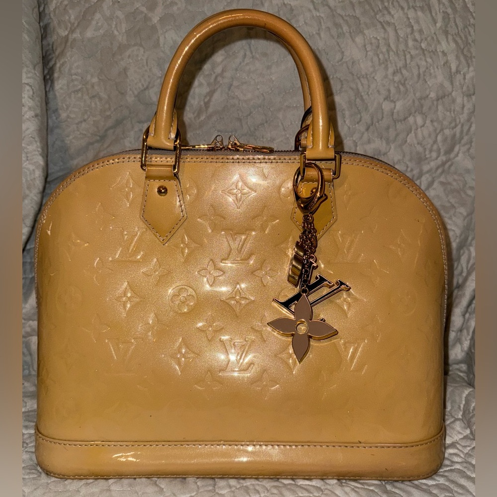 Louis Vuitton Alma Vernis PM